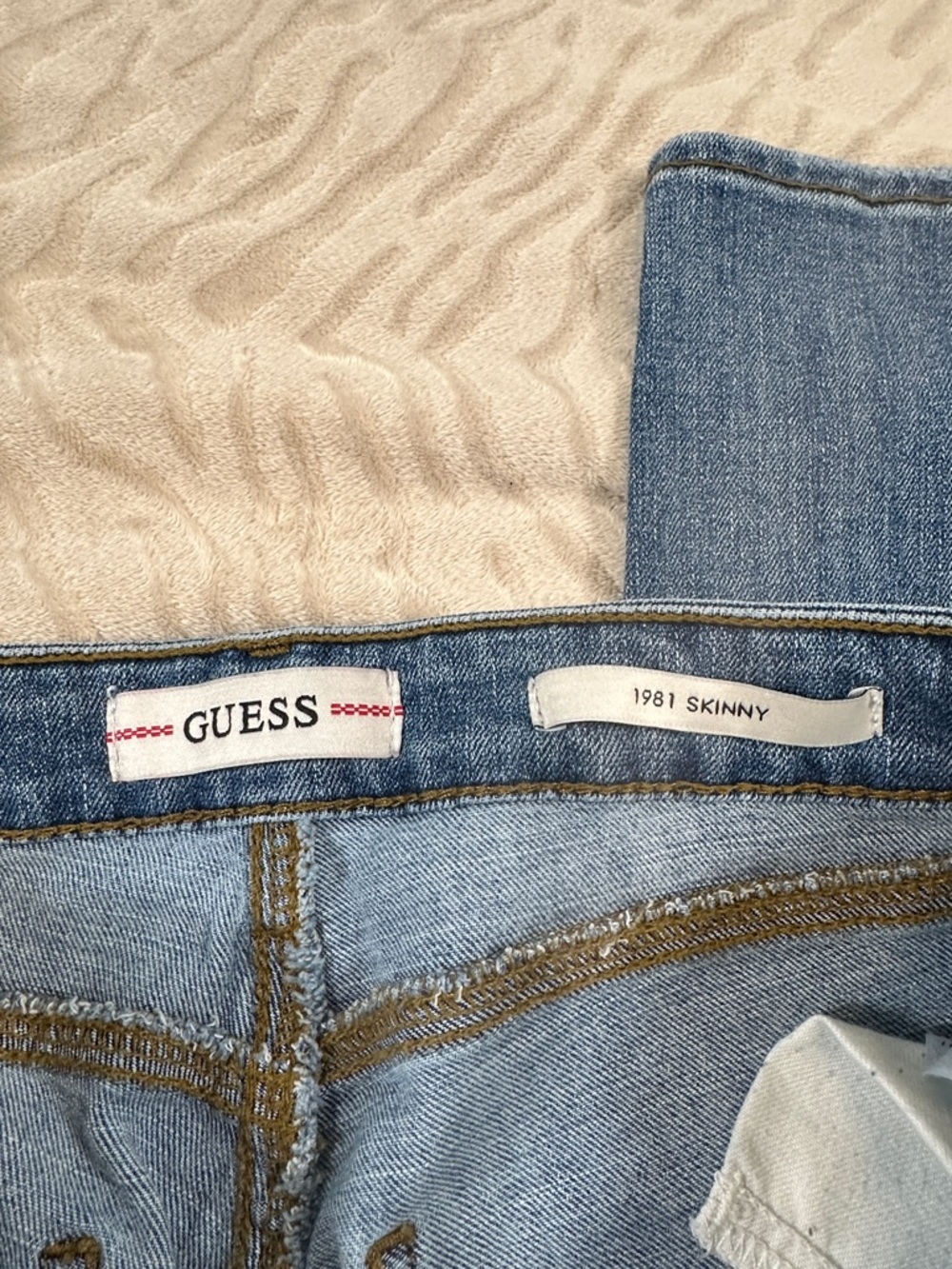 Guess HR 1981 Skinny Jeans Size 27 - Picture 6 of 7